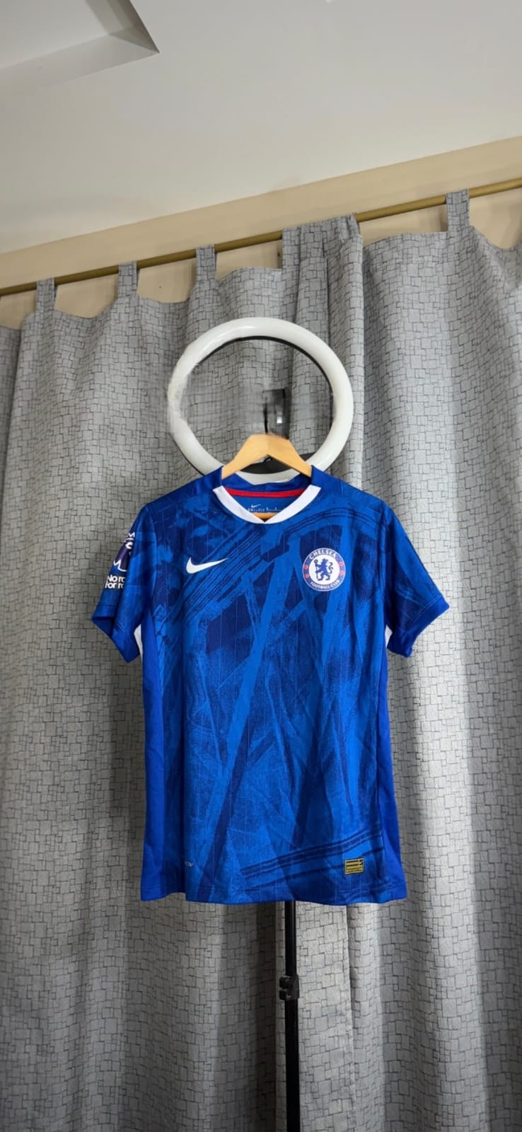 Vístete como campeón. Vive la pasión Blue.